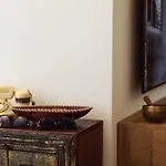Domus Duca Claudius I Classy Vatican Apartment With Private Garden